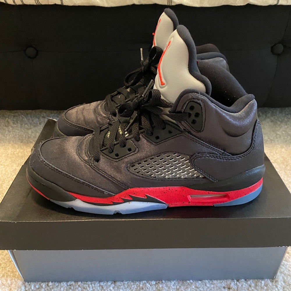 Jordan 5 Retro
Satin Bred (GS) 6Y